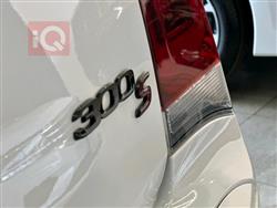 كرايسلر 300